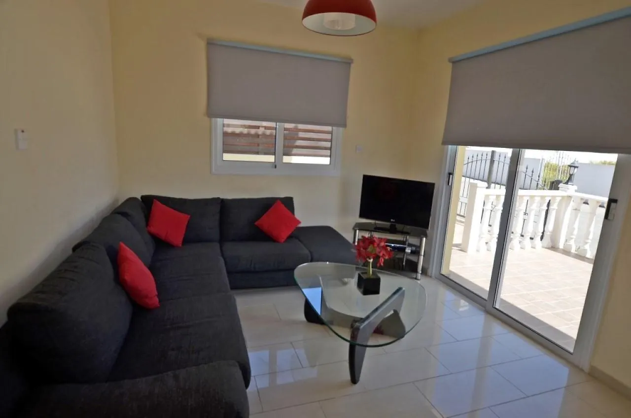 Villa Favor - 3 Bed With Pool Close To Nissi Beach Ayia Napa Cyprus
