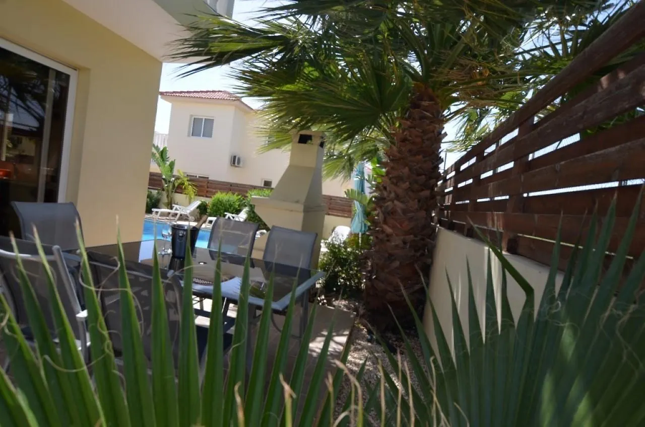 Villa Favor - 3 Bed With Pool Close To Nissi Beach Ayia Napa 0*,  Cyprus